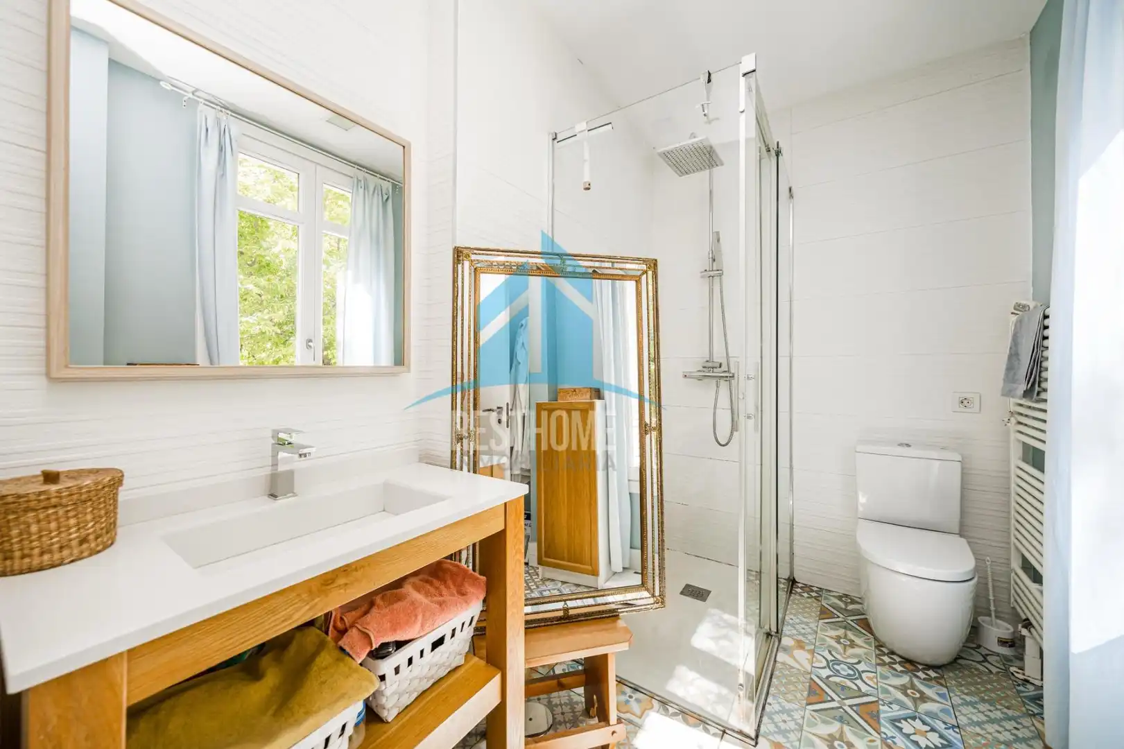 Baño de Casa o chalet en venta en Madrid con Calefacción, Jardín privado y Parquet