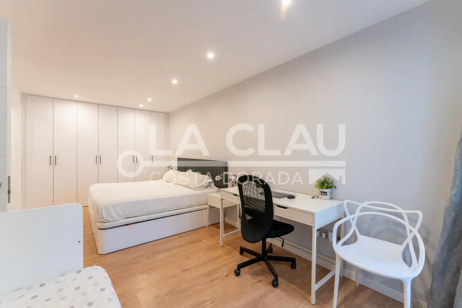 Bedroom of Flat for sale in Tarragona  with Heating, Oven and Microwave
