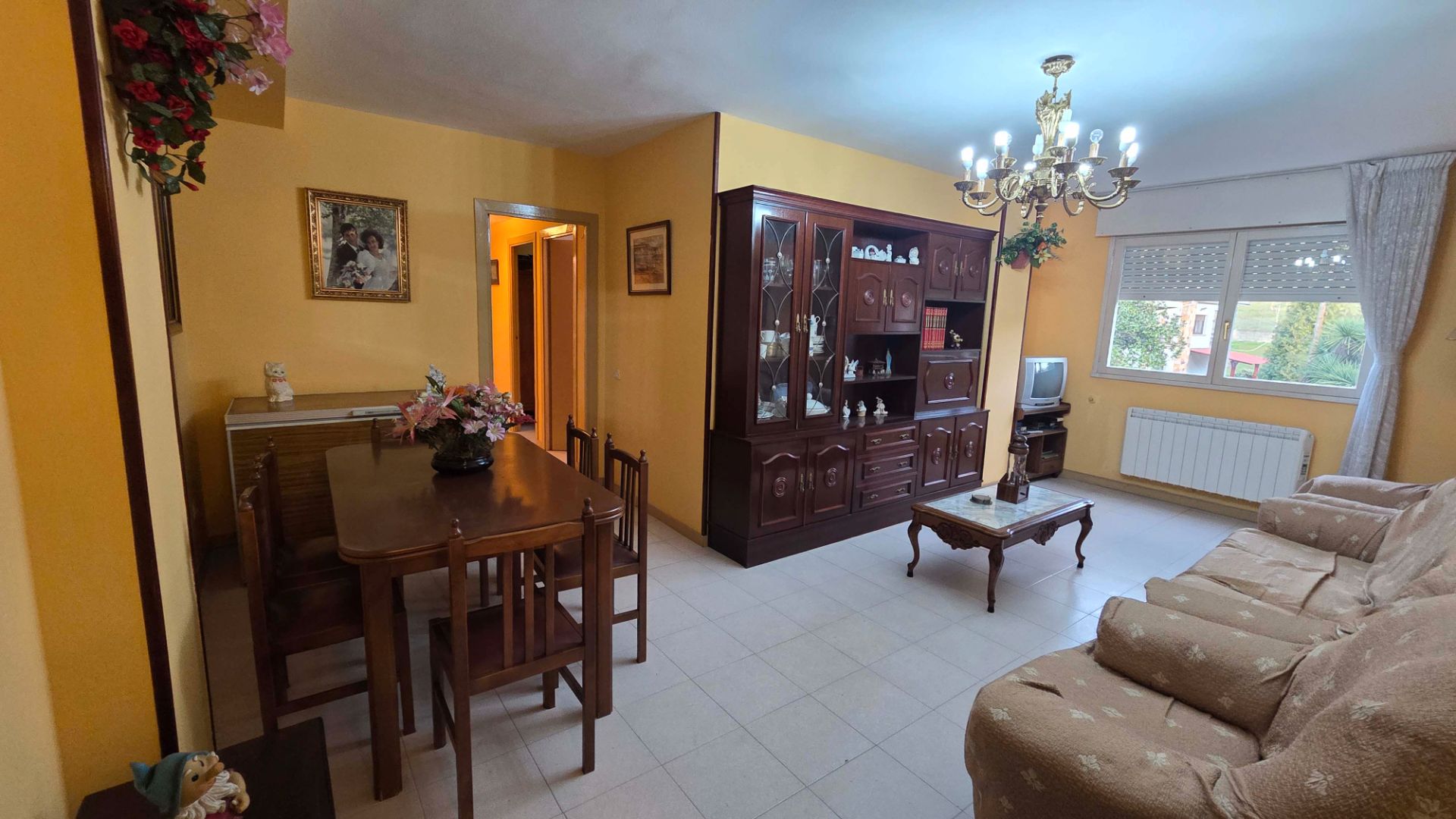 Dining room of Flat for sale in Langreo  with Heating, Storage room and Furnished