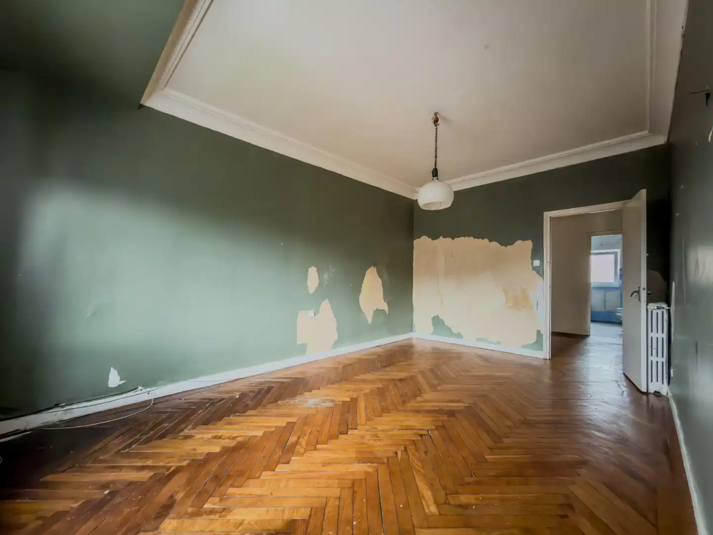 Dormitori de Pis en venda en Torrelavega  amb Calefacció, Parquet i Traster