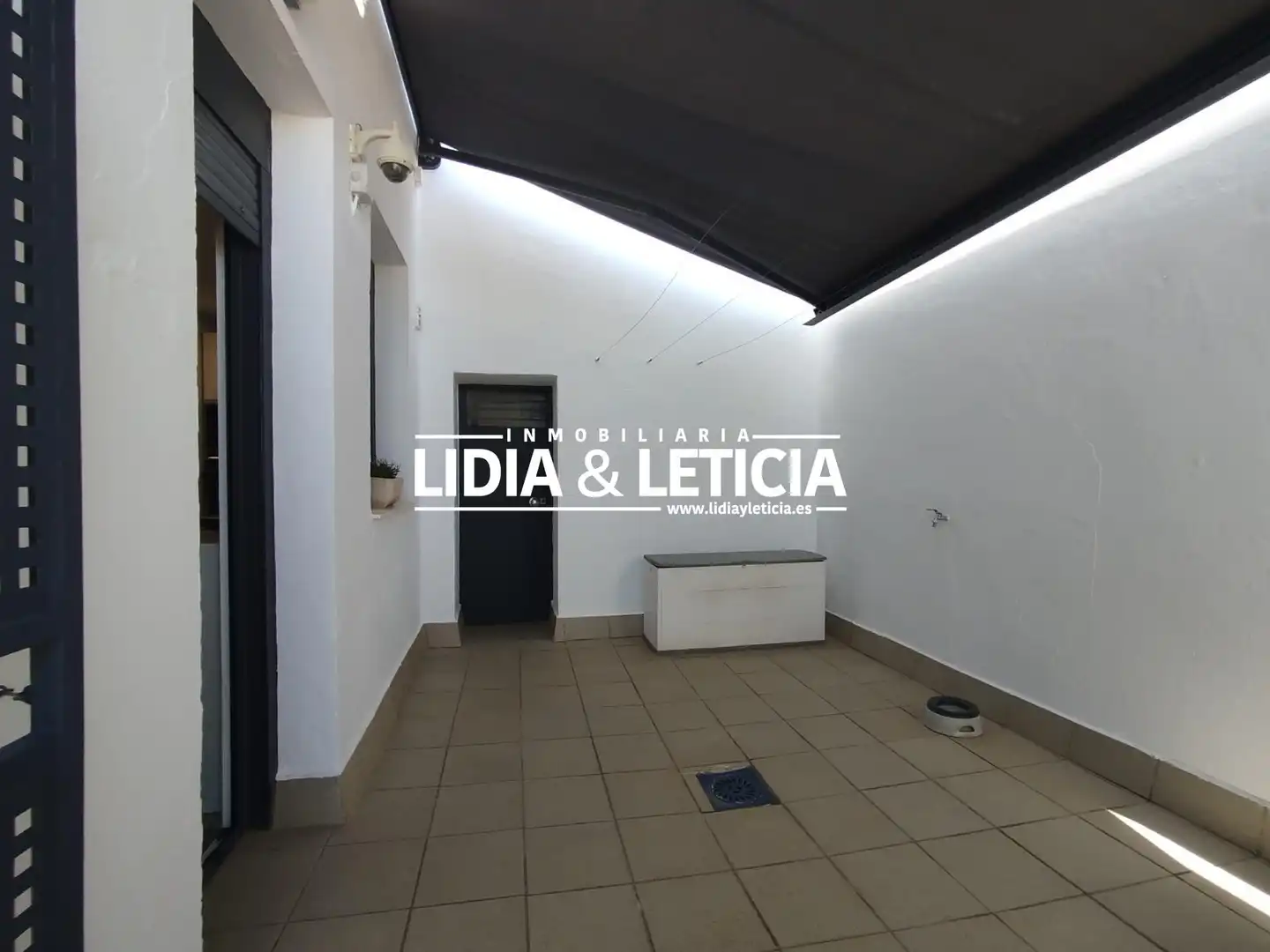 Vista exterior de Casa o xalet en venda en Alcalá de Guadaira