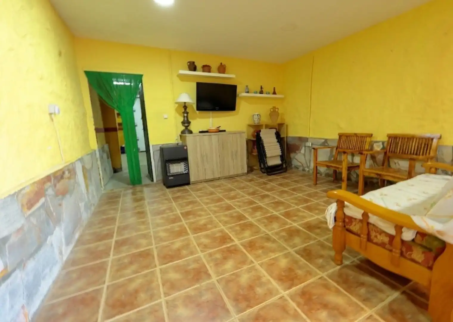 Casa adosada en venta en Cacabelos con Calefacción y Balcón