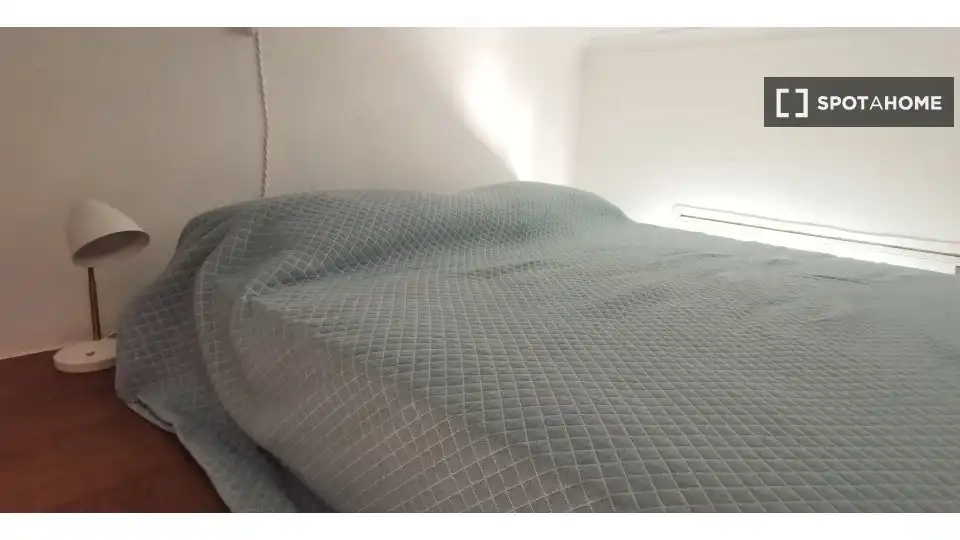 Habitació a Sevilla, Sevilla