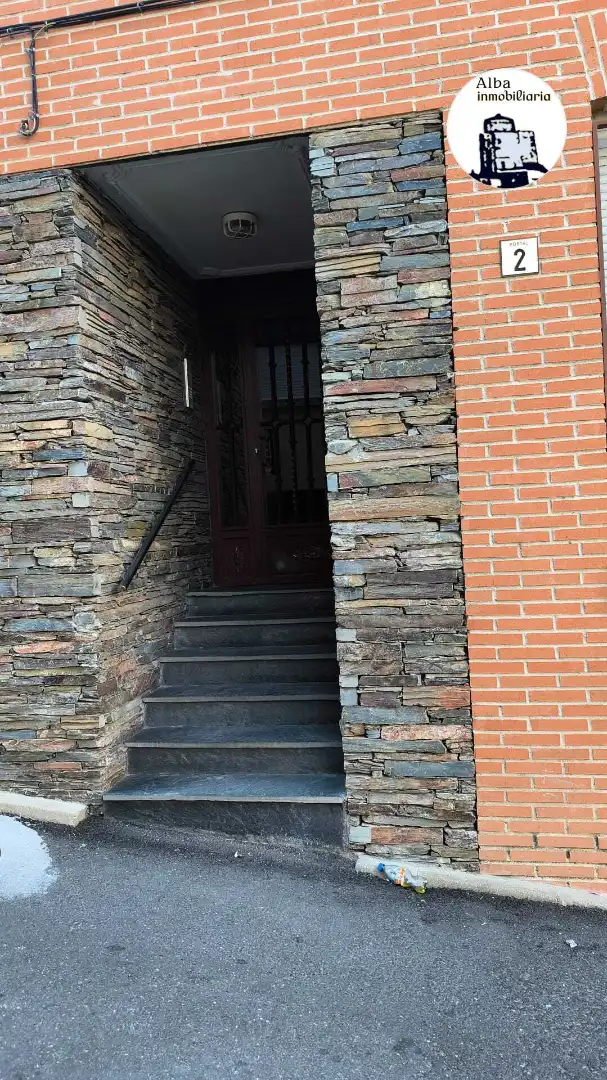 Wohnung zum Verkauf in Alba de Tormes mit Heizung, Möbliert und Balkon