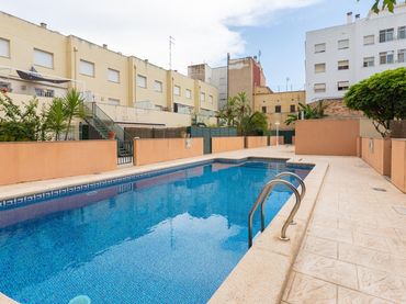 Casa a schiera con piscina in vendita a RASQUERA