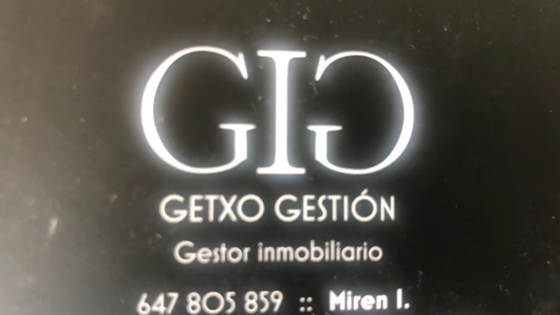 Casa adosada en venta en Castro-Urdiales con Calefacción, Jardín privado y Parquet