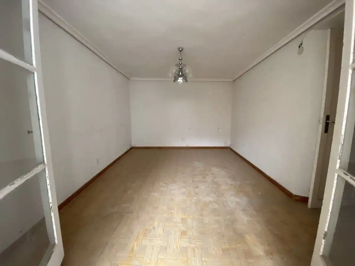 Piso en venta en Santo Domingo De La Calzada, 3 dormitorios., imatge 3