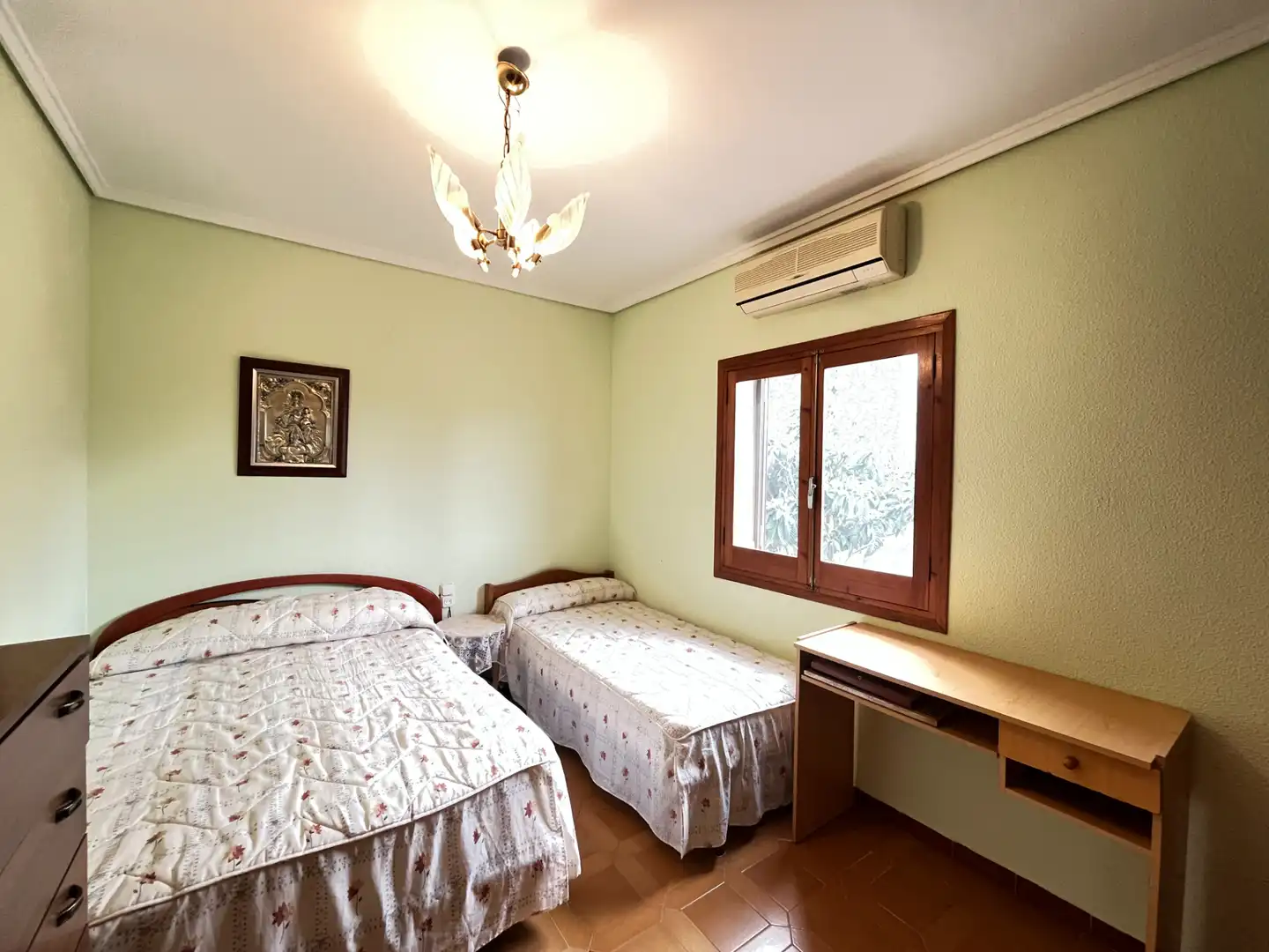 Habitación de Casa o chalet en venta en Sagunto / Sagunt con Jardín privado, Terraza y Trastero