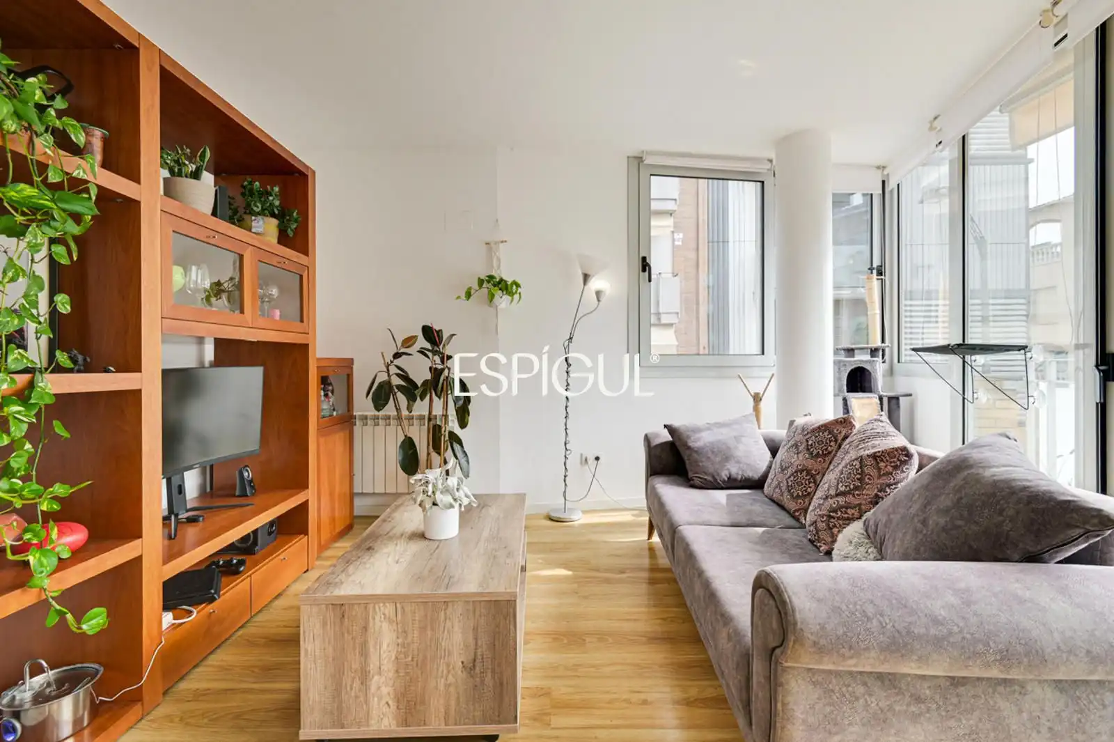 Sala de estar de Piso en venta en Girona con Aire acondicionado, Parquet y Trastero