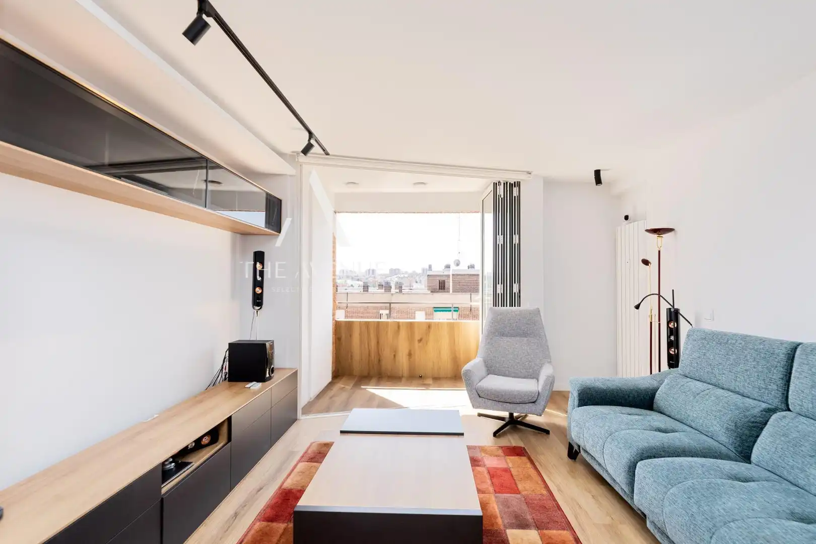 Sala d'estar de Pis en venda en Madrid amb Calefacció, Terrassa i Traster