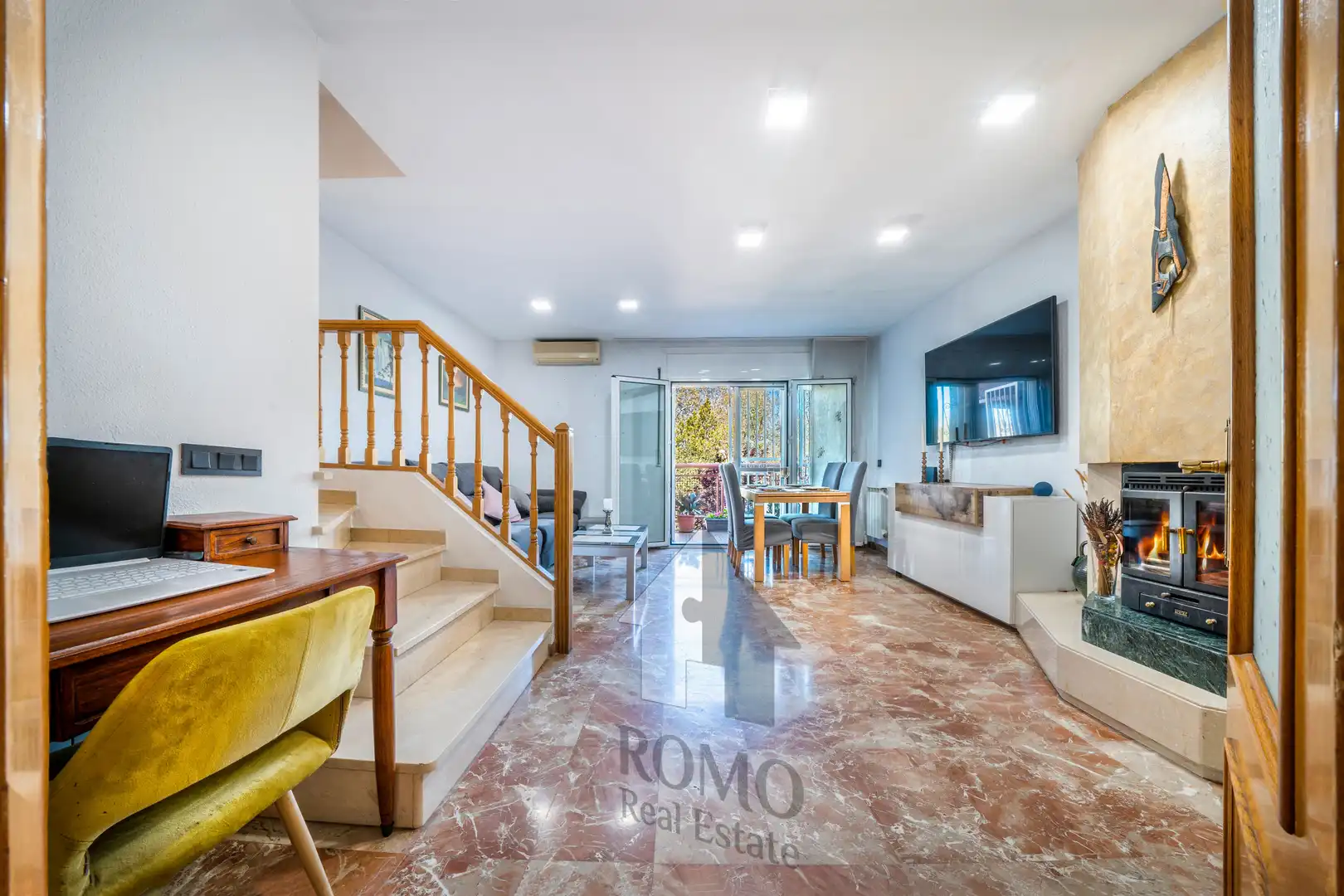 Casa adosada en venta en Plaça Ponent, La Llagosta