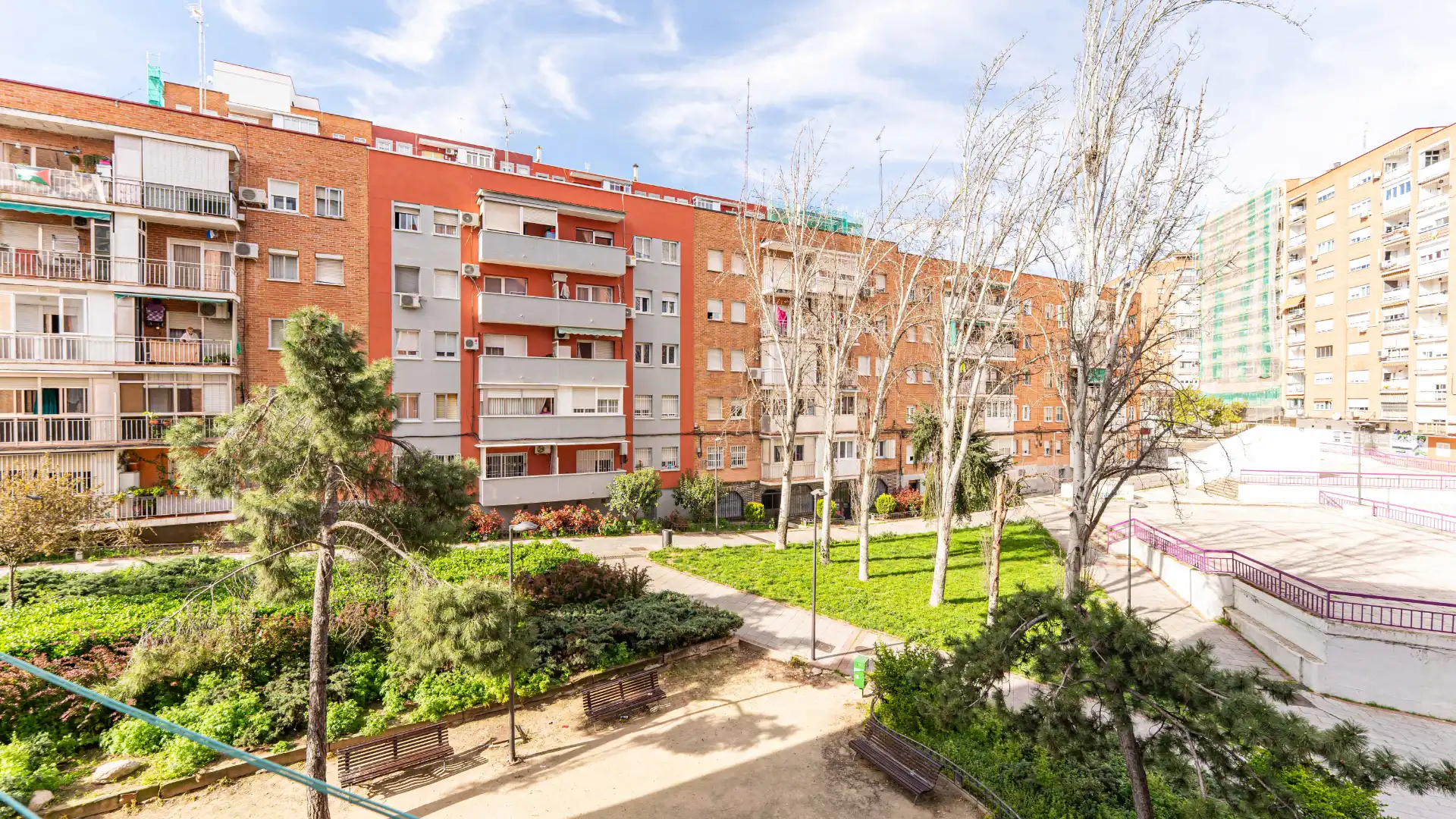 Exterior view of Flat for sale in Alcorcón  with Air Conditioner and Heating