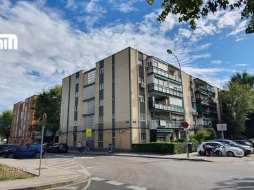 Piso con jardín en venta en Latina