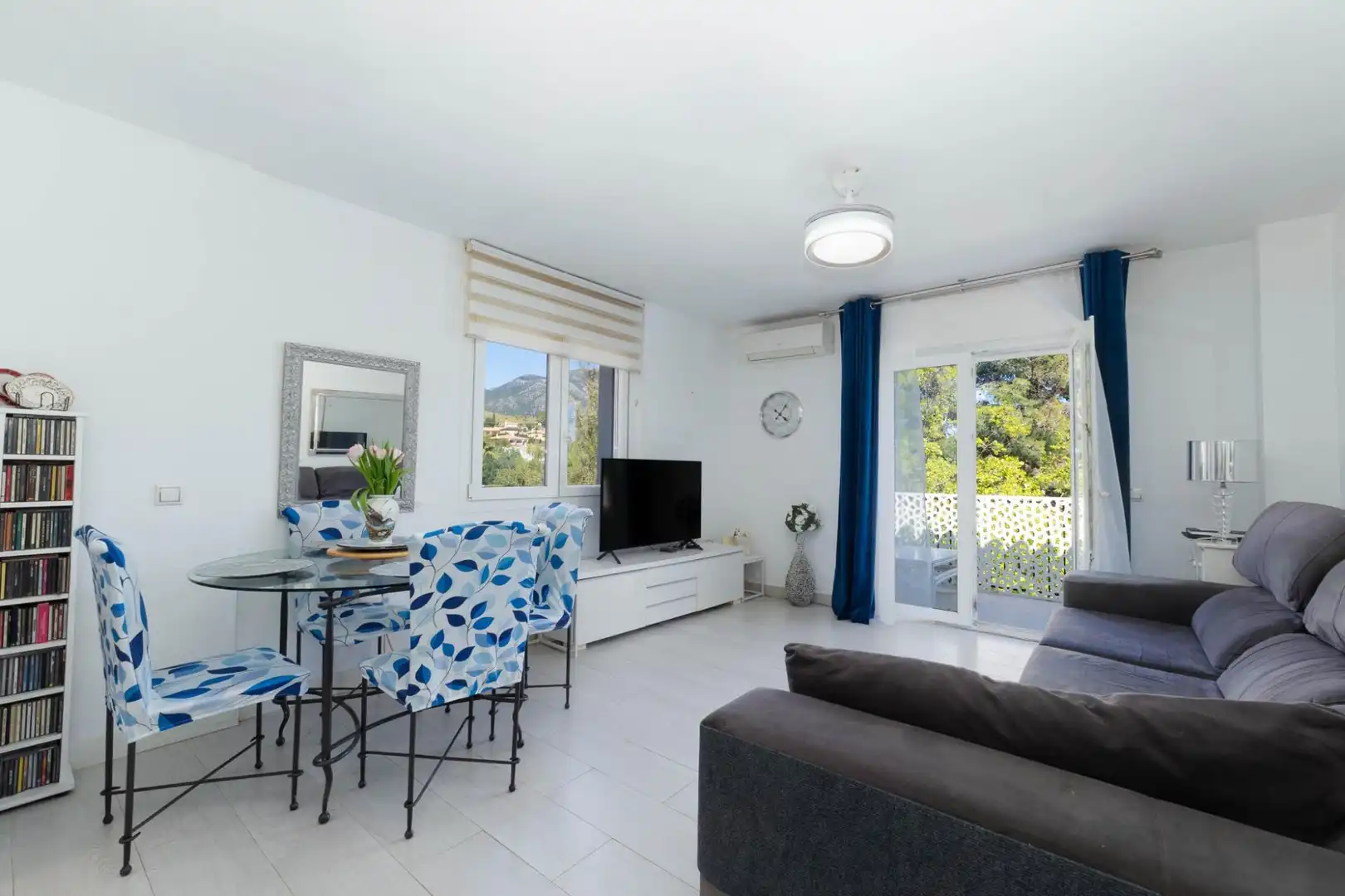 Sala d'estar de Apartament en venda en Mijas amb Aire condicionat i Calefacció