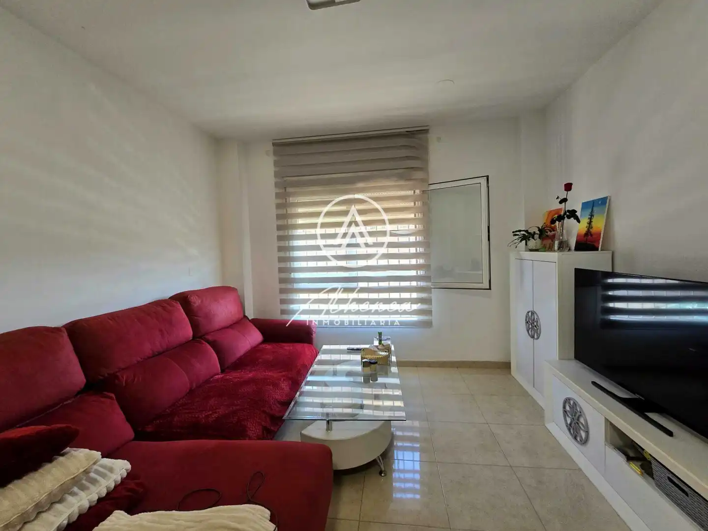 Sala d'estar de Pis en venda en Roquetas de Mar amb Aire condicionat, Moblat i Forn