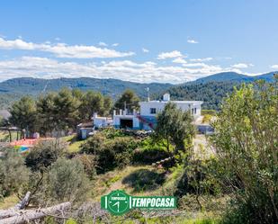 Casa o xalet en venda en Viver amb Jardí privat, Piscina i Moblat