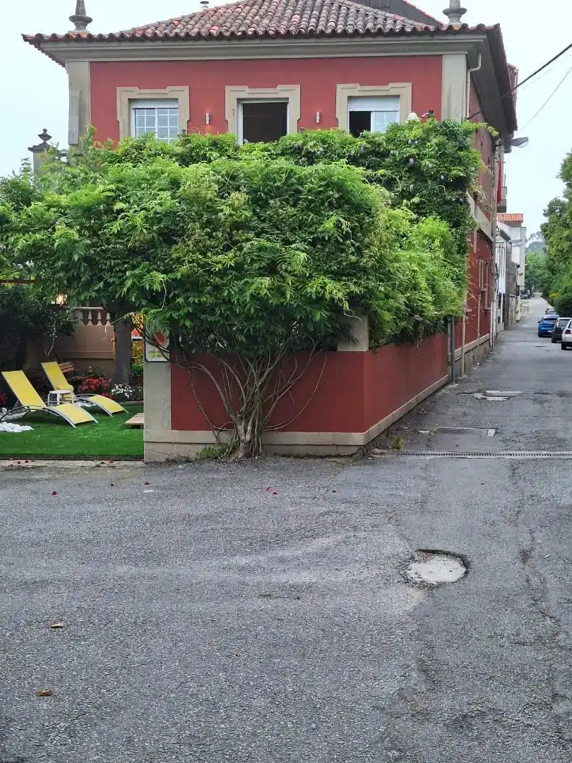 Vista exterior de Casa o xalet en venda en Vilagarcía de Arousa amb Piscina i Balcó