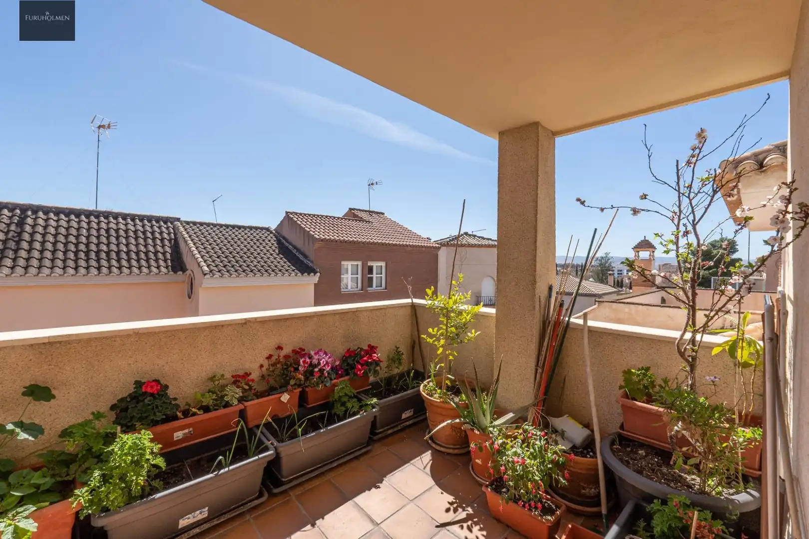 Casa amb terrassa en venda a Calle Castoreño, imagen 32