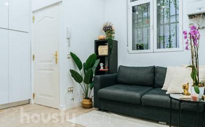 Flat to rent in Calle del Álamo, ., Universidad - Malasaña, Centro,  Madrid Capital