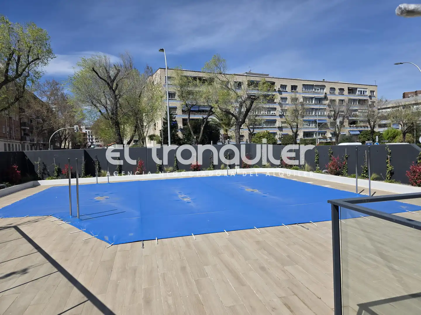 Swimming pool of Flat for rent in Madrid  with Air Conditioner, Terrace and Storage room