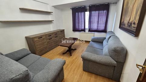 Foto 5 de Apartament en venda a Perez Galdos, Gran Via, La Rioja