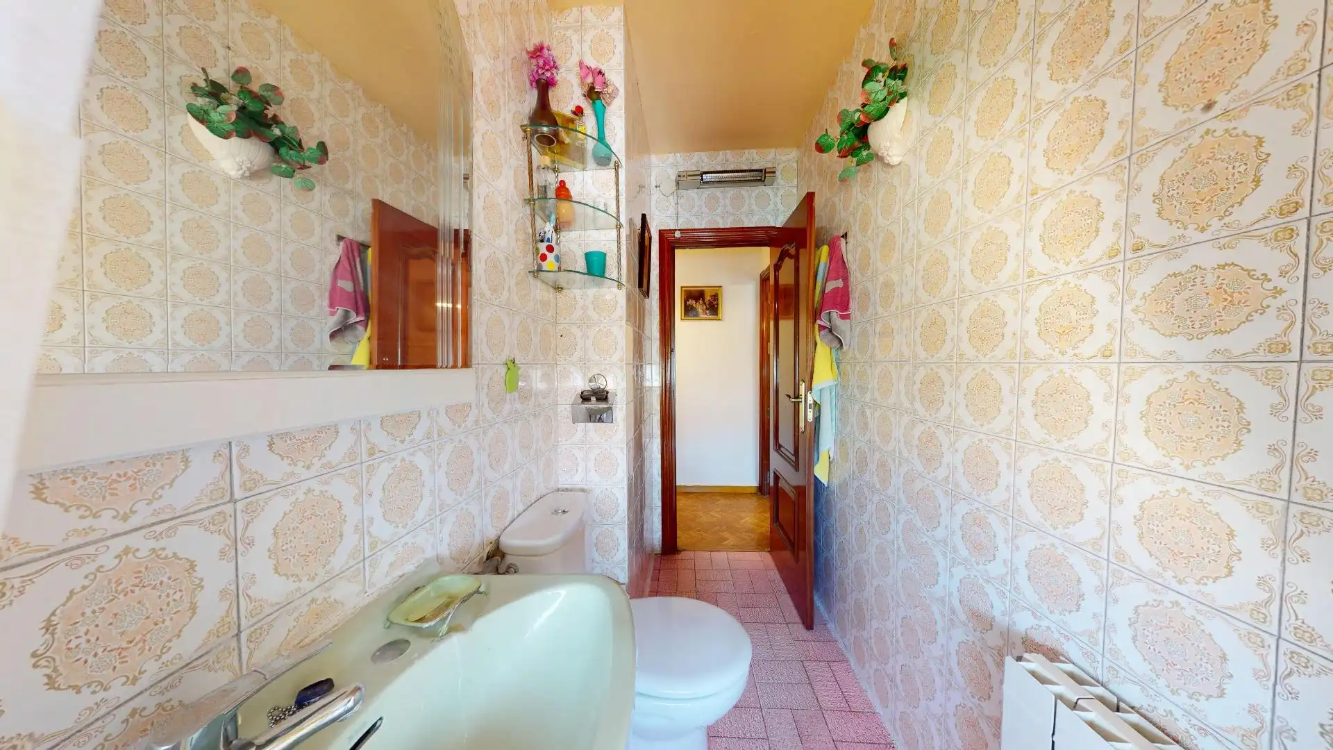 Baño de Piso en venta en Madrid con Aire acondicionado y Calefacción