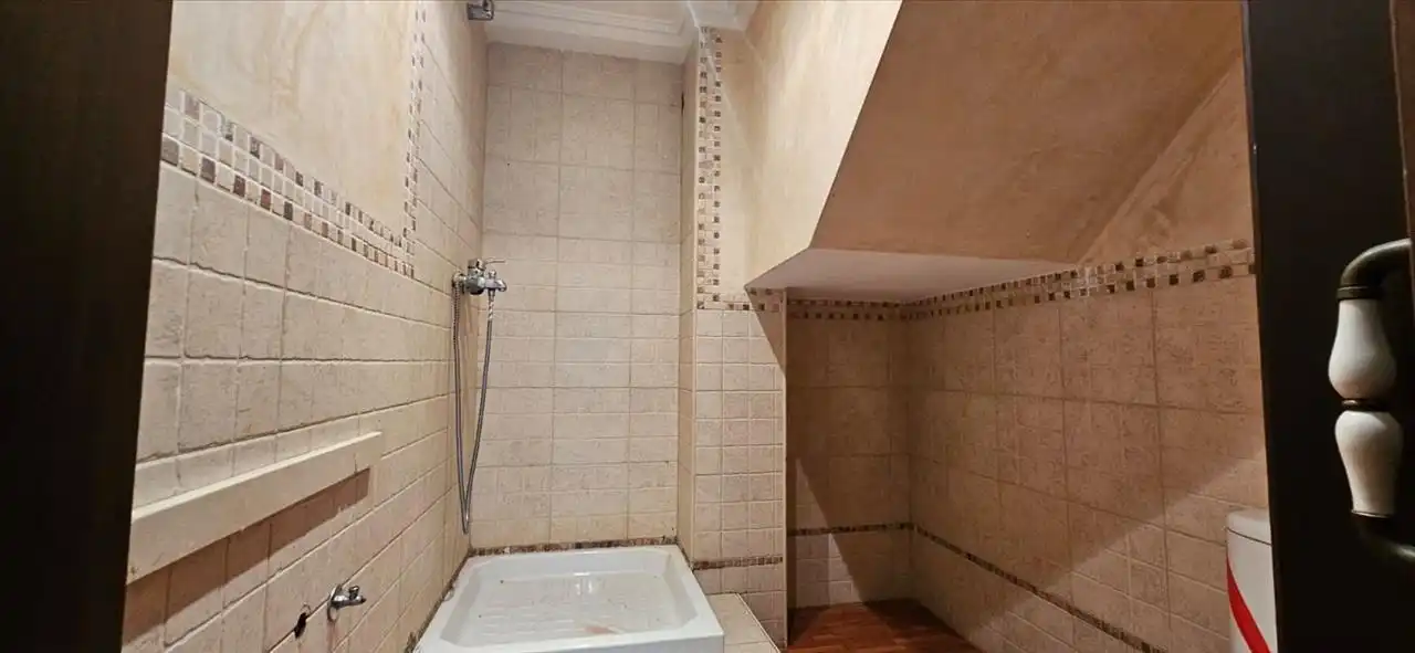 Badezimmer von Maisonette zum Verkauf in Córdoba mit Abstellraum