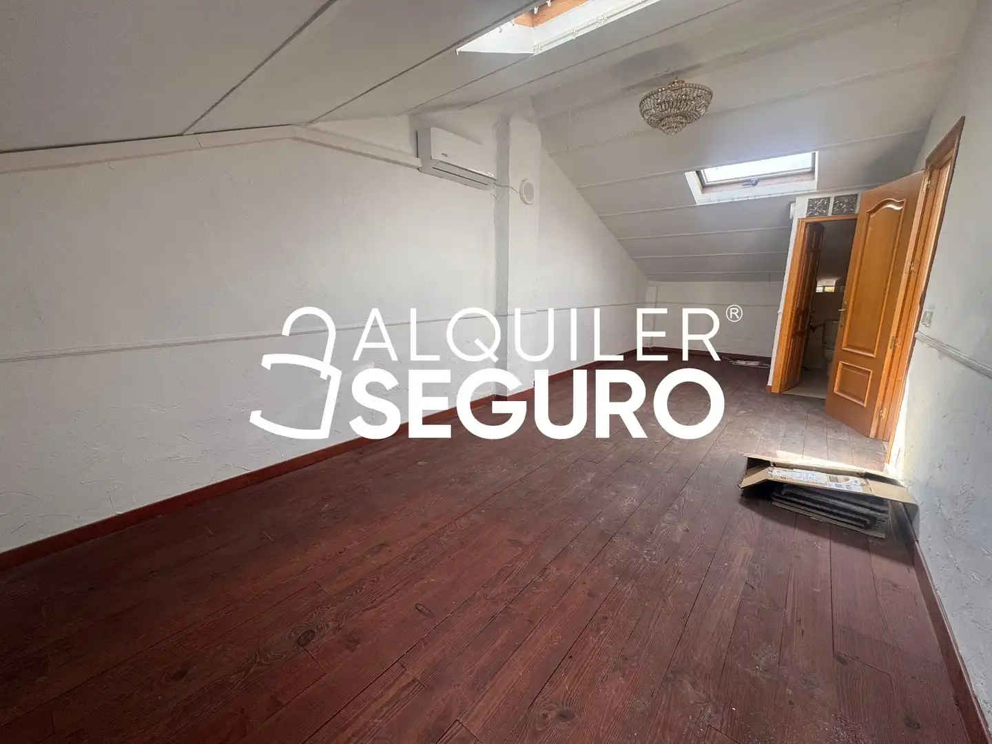 Dormitori de Casa o xalet de lloguer en Madrid amb Aire condicionat, Calefacció i Terrassa