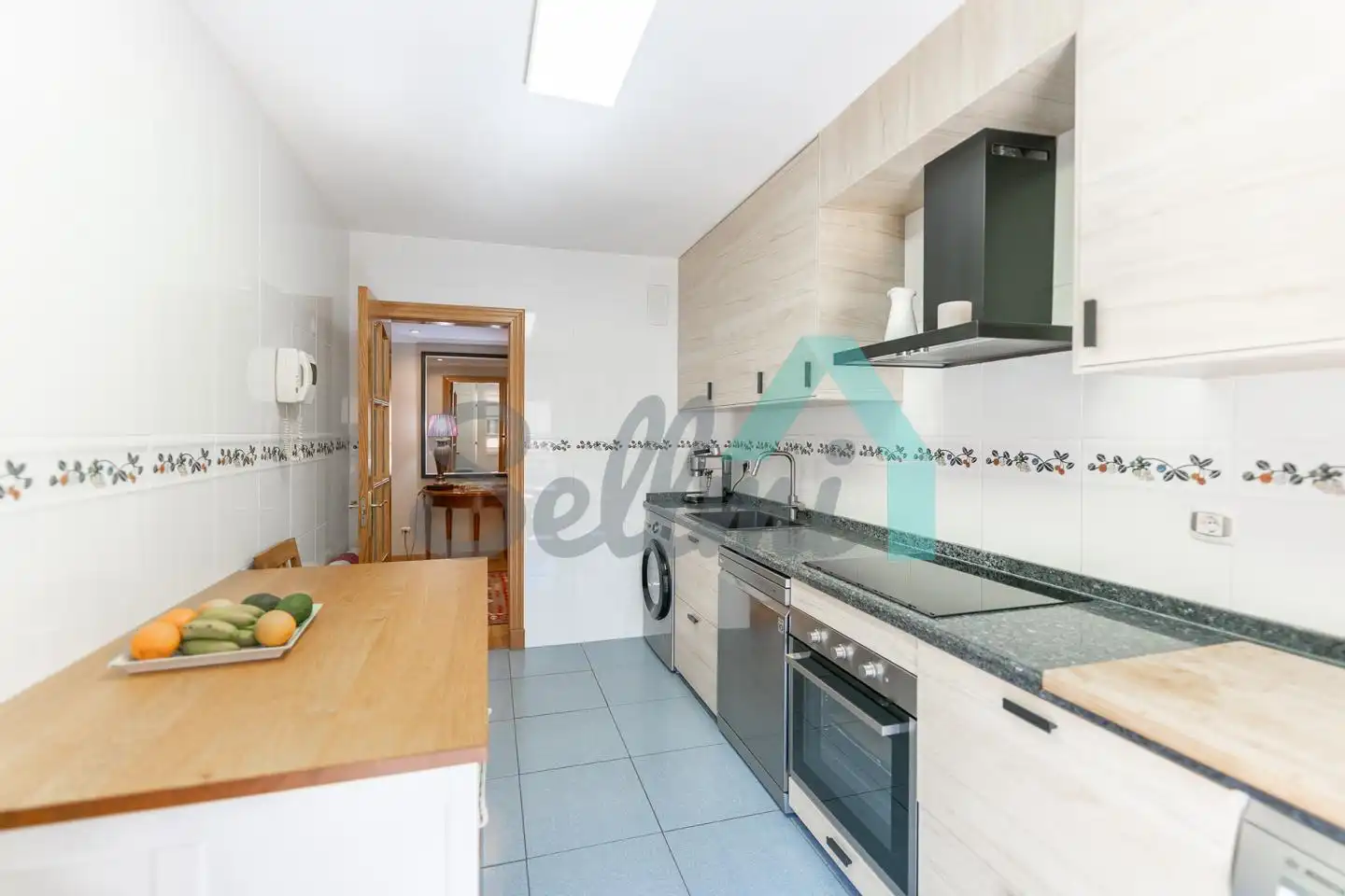 Cocina de Piso en venta en Oviedo  con Calefacción, Parquet y Trastero
