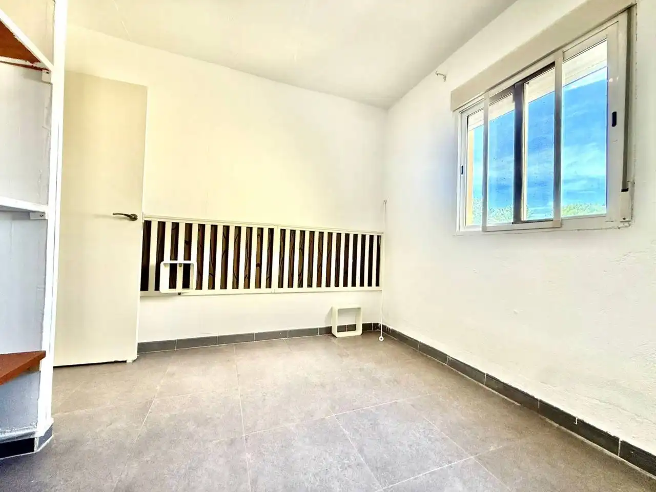 Bedroom of Houses for sale in Carriches  with Private garden and Swimming Pool