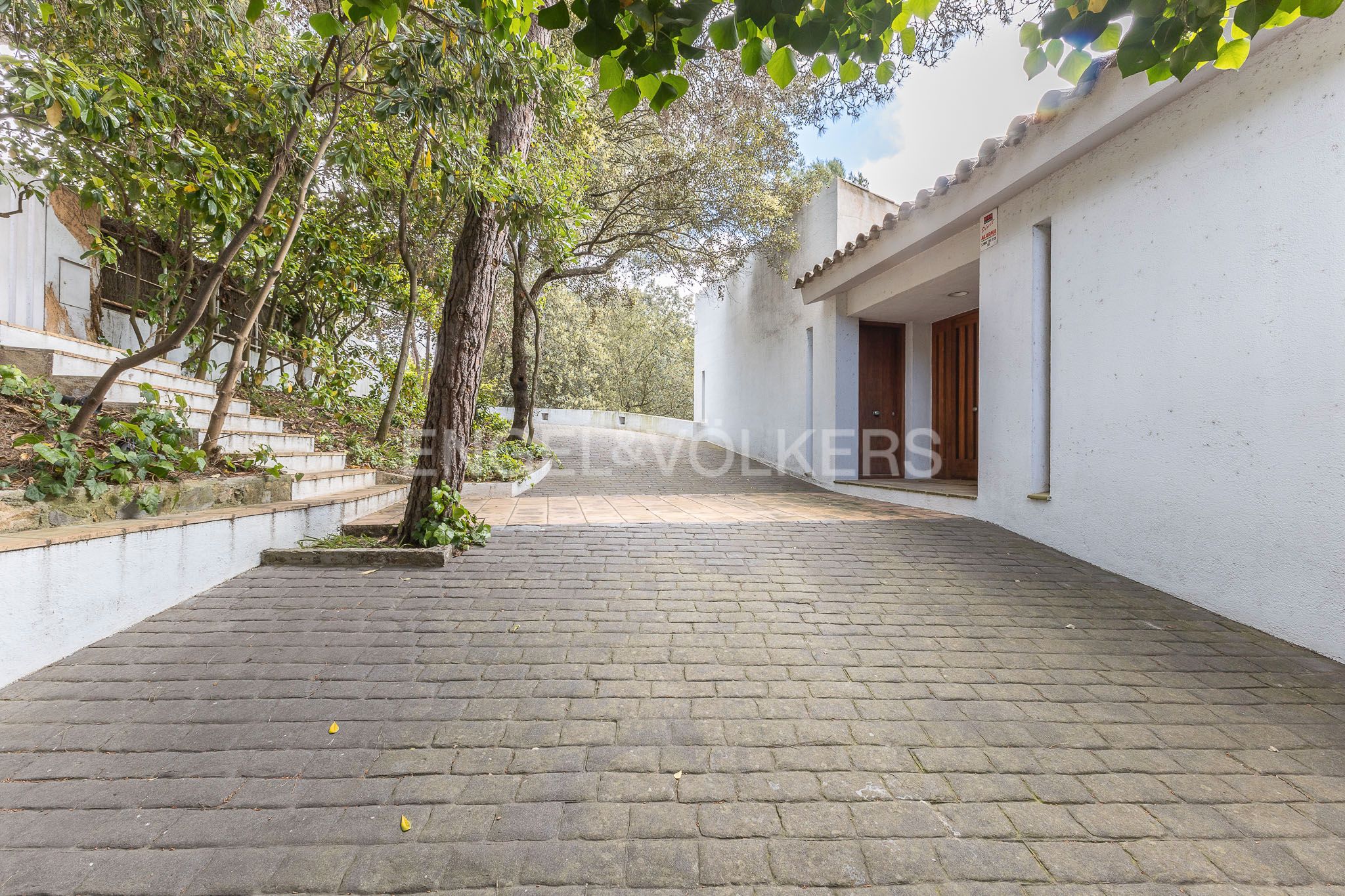 Vista exterior de Casa o chalet en venta en  Barcelona Capital con Calefacción, Jardín privado y Terraza