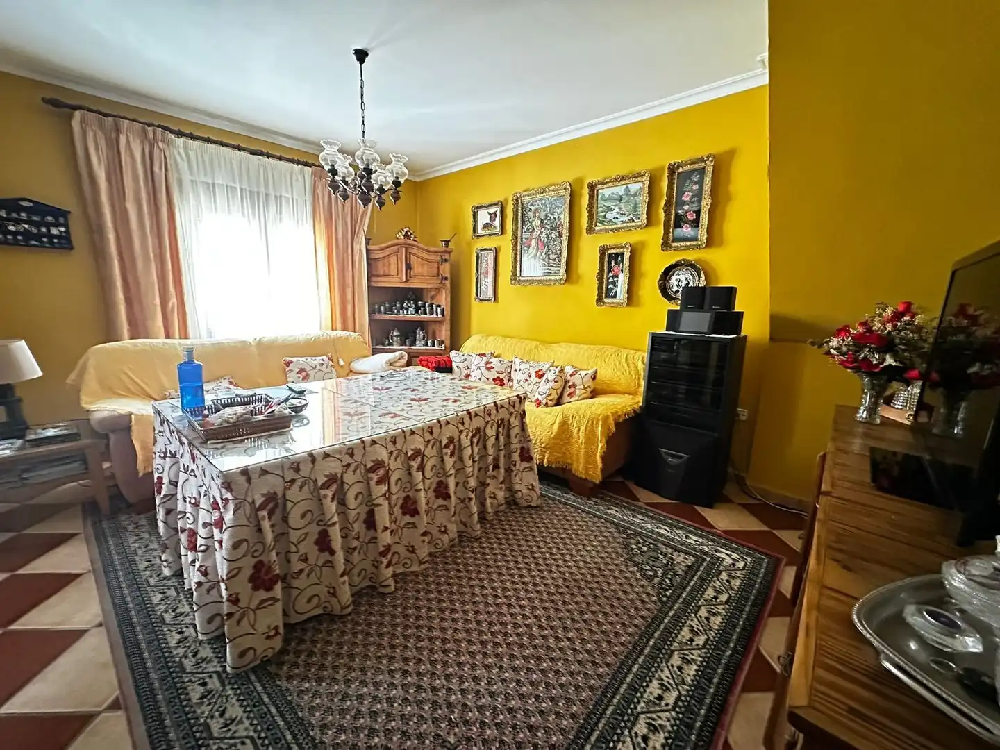 Living room of Houses for sale in Algeciras  with Terrace and Community pool