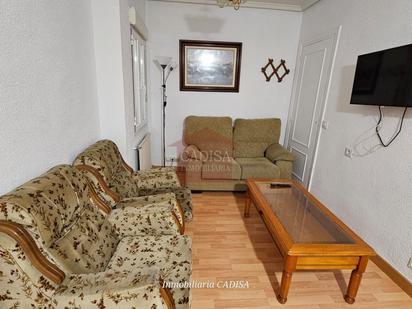 Living room of Flat for sale in Salamanca Capital  with Terrace and Balcony