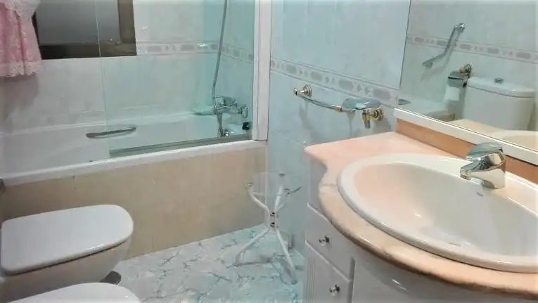 Flat for rent in Calle Cervantes, Centro