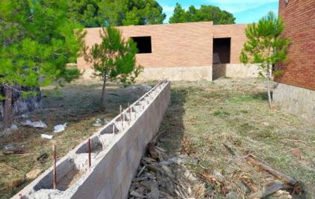 Edificio en Venta en CLAVELL en Pratdip