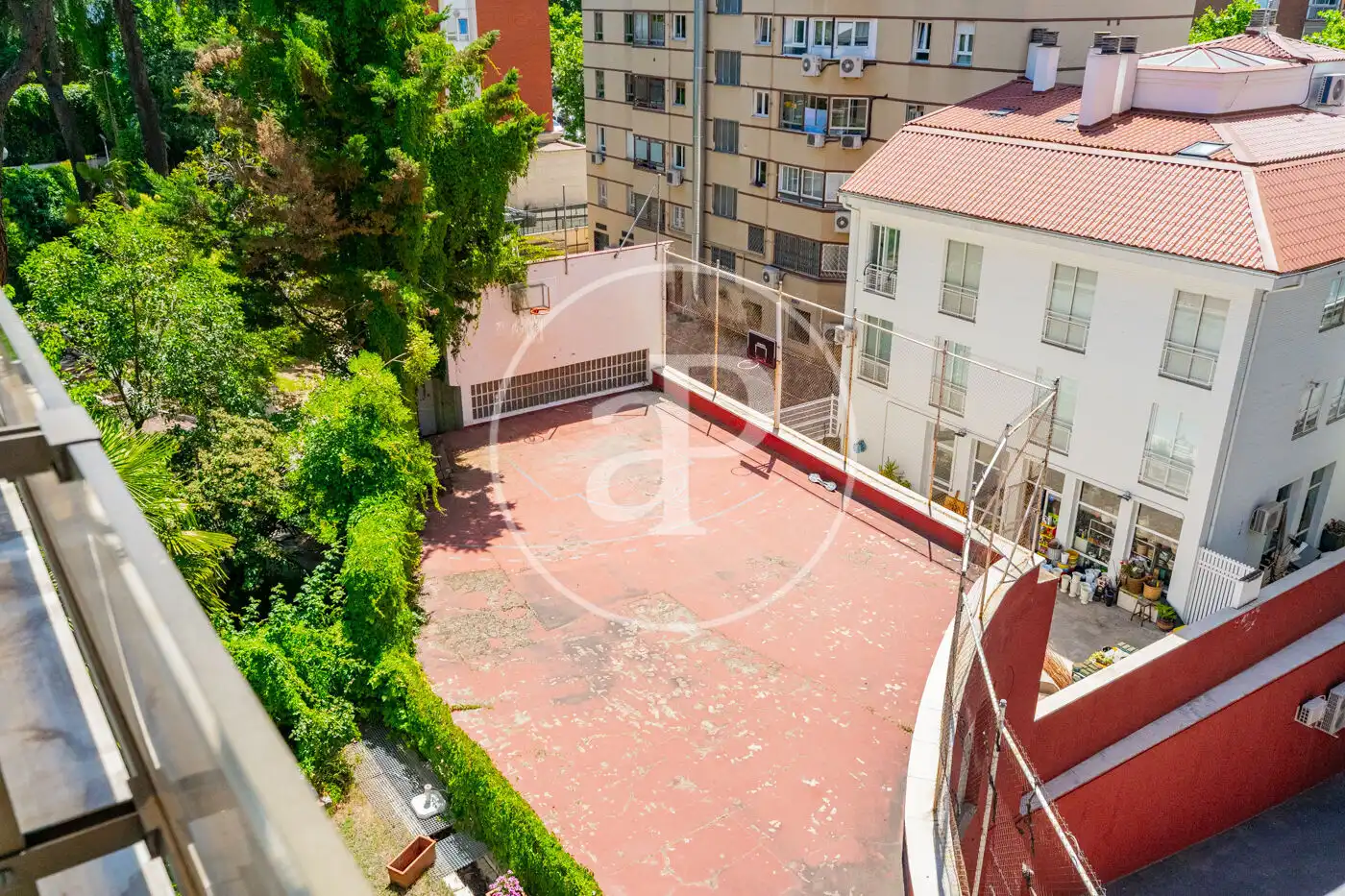 Terraza de Piso de alquiler en Madrid con Aire acondicionado, Calefacción y Jardín privado