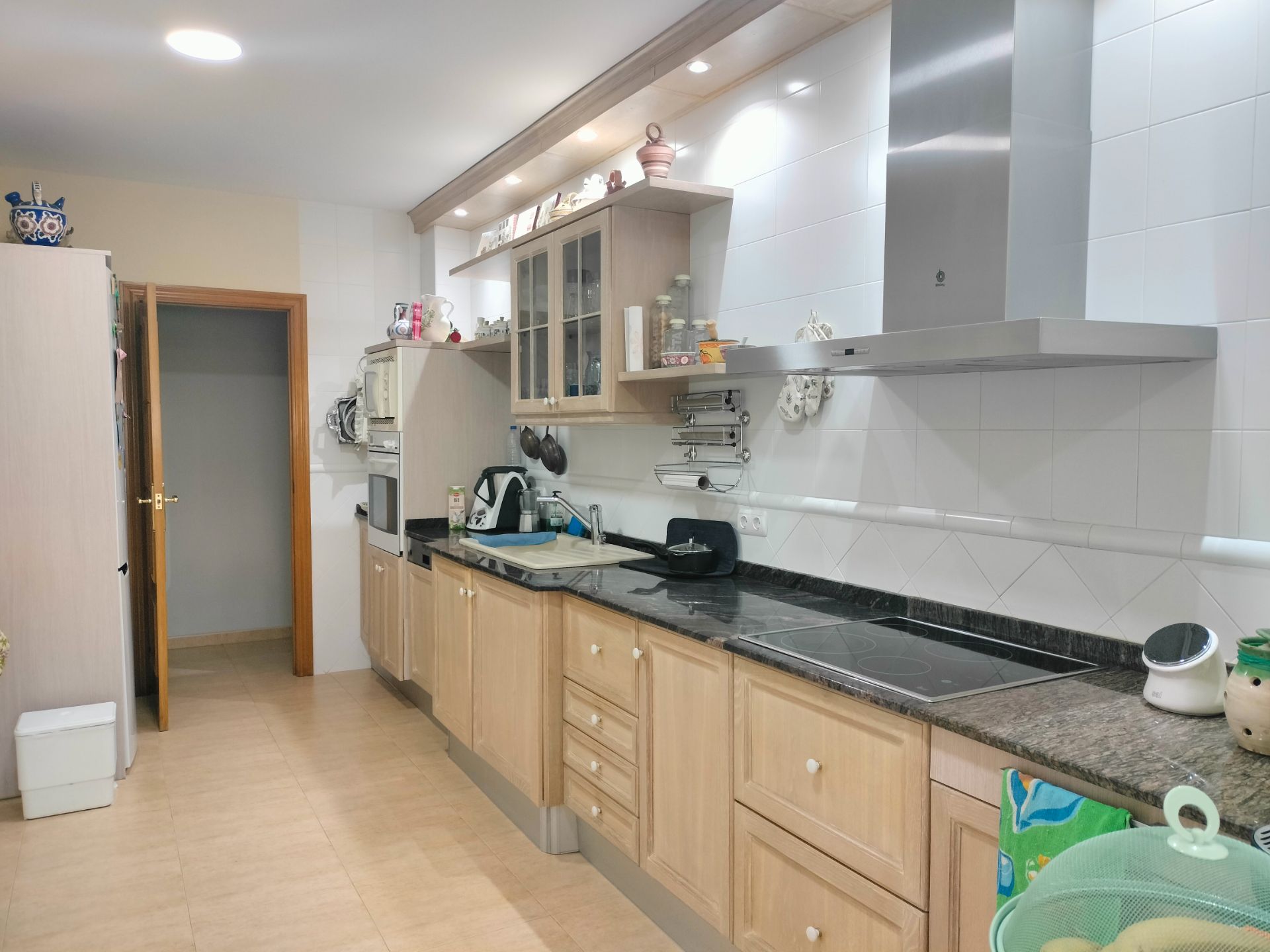 Kitchen of House or chalet for sale in Sant Fost de Campsentelles  with Air Conditioner, Heating and Private garden