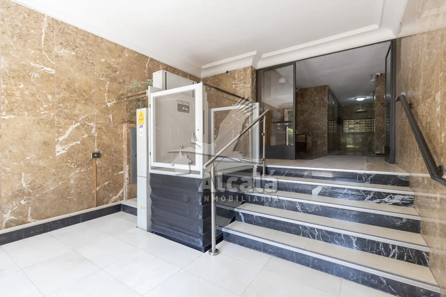 Piso en venta en Alcalá de Henares con Calefacción, Jardín privado y Parquet