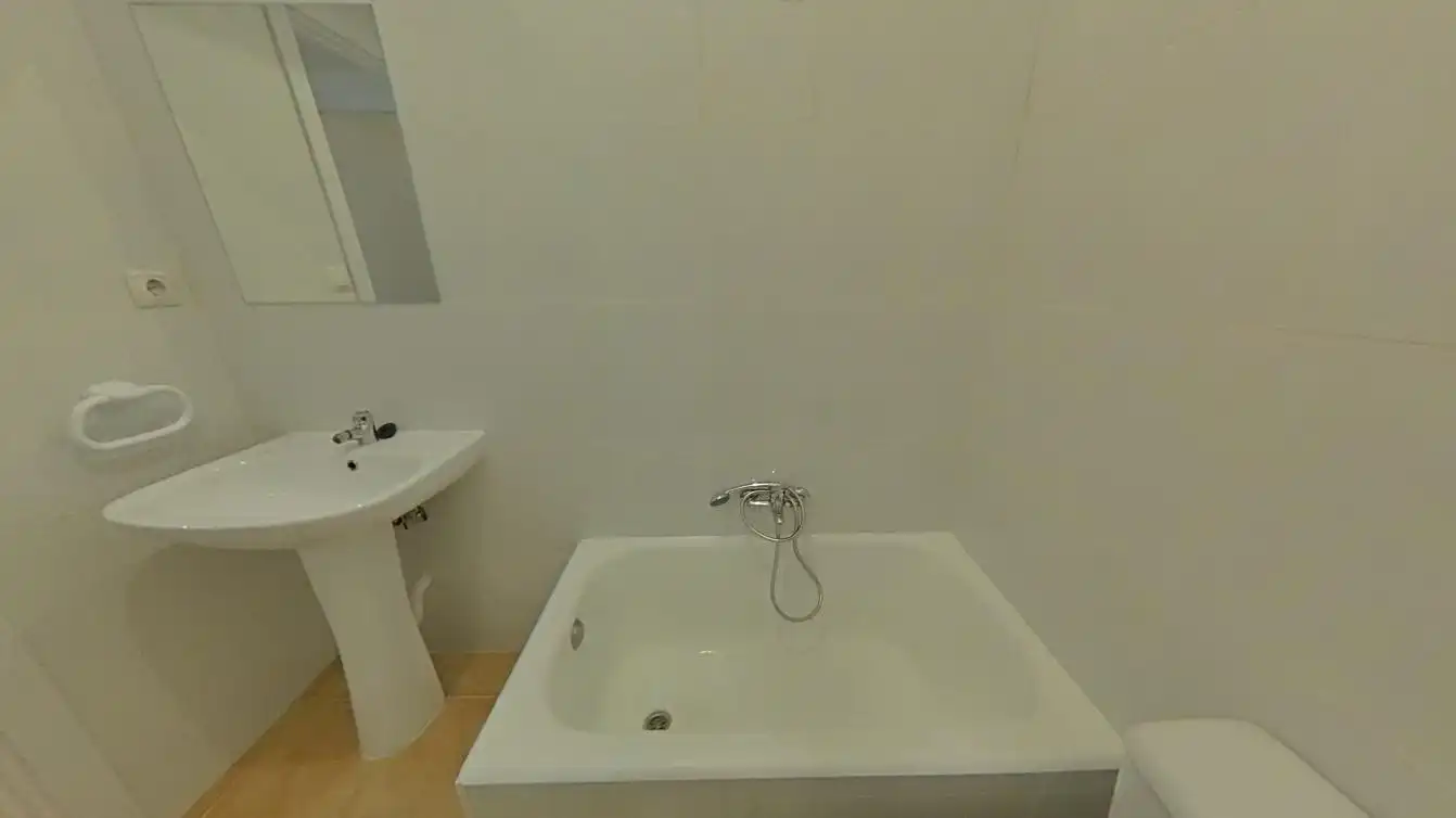 Baño de Piso en venta en Madrid con Horno