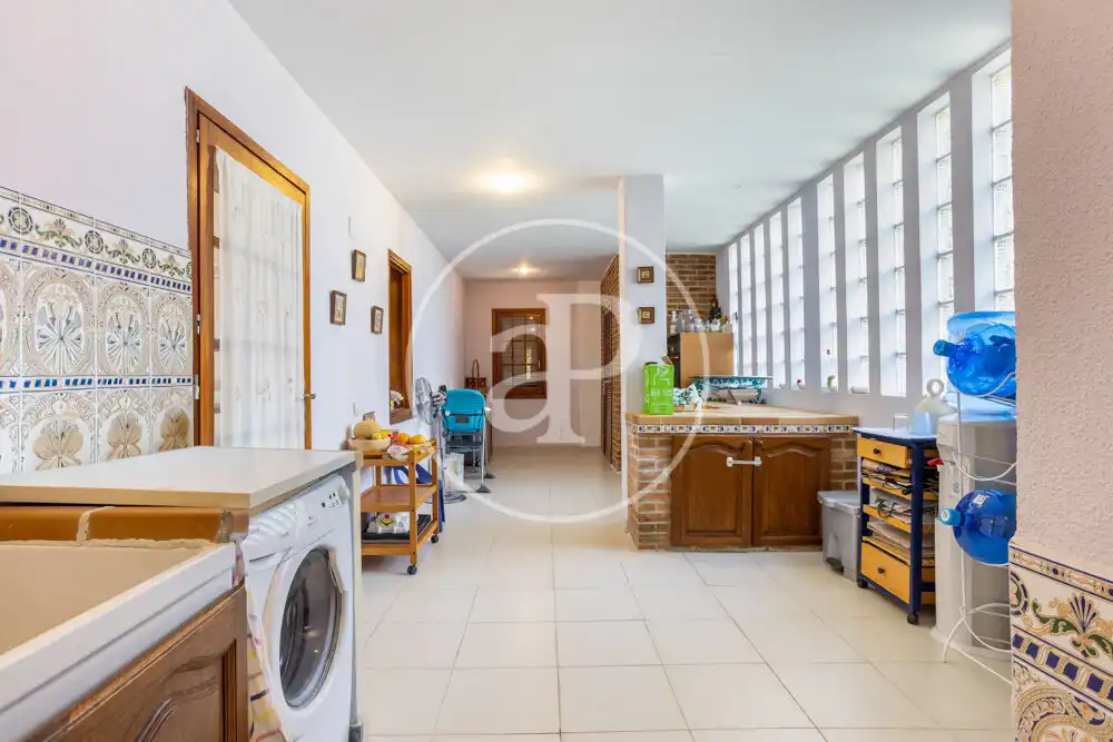 Cocina de Casa o chalet en venta en Paterna con Aire acondicionado, Calefacción y Jardín privado