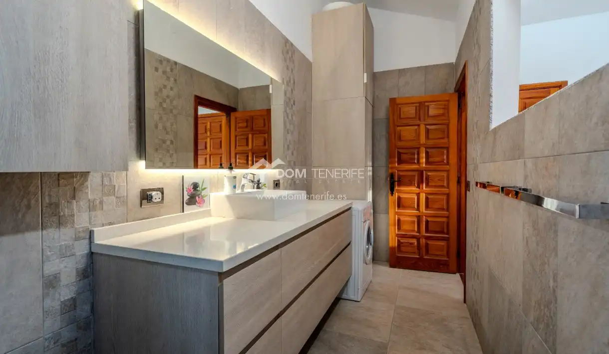 Baño de Casa o chalet en venta en San Miguel de Abona con Jardín privado, Terraza y Trastero