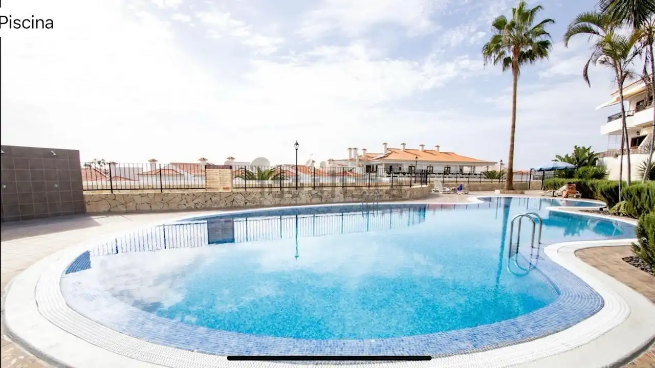 Piso con piscina en venta en Calle Cataluña 2, imagen 2