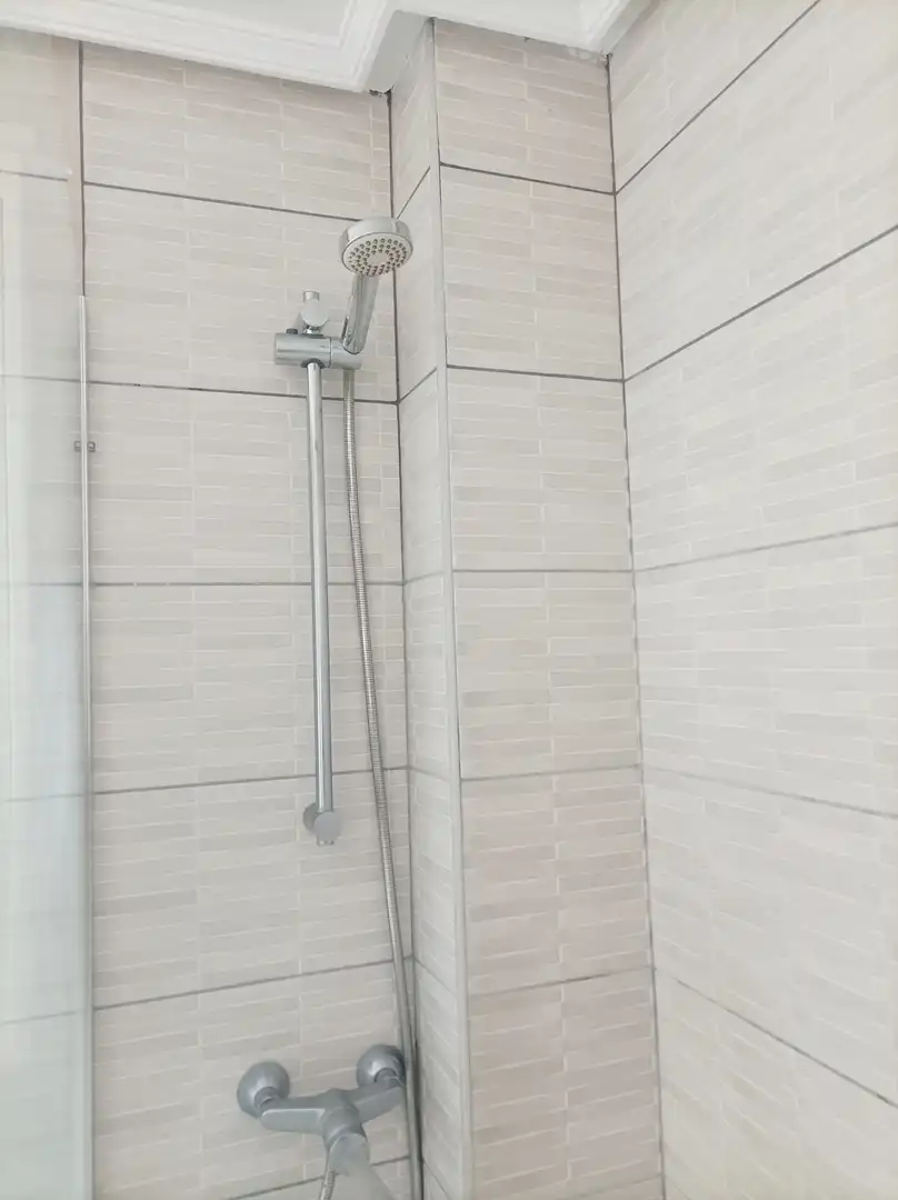 Bany de Pis en venda en Leganés amb Aire condicionat, Calefacció i Terrassa