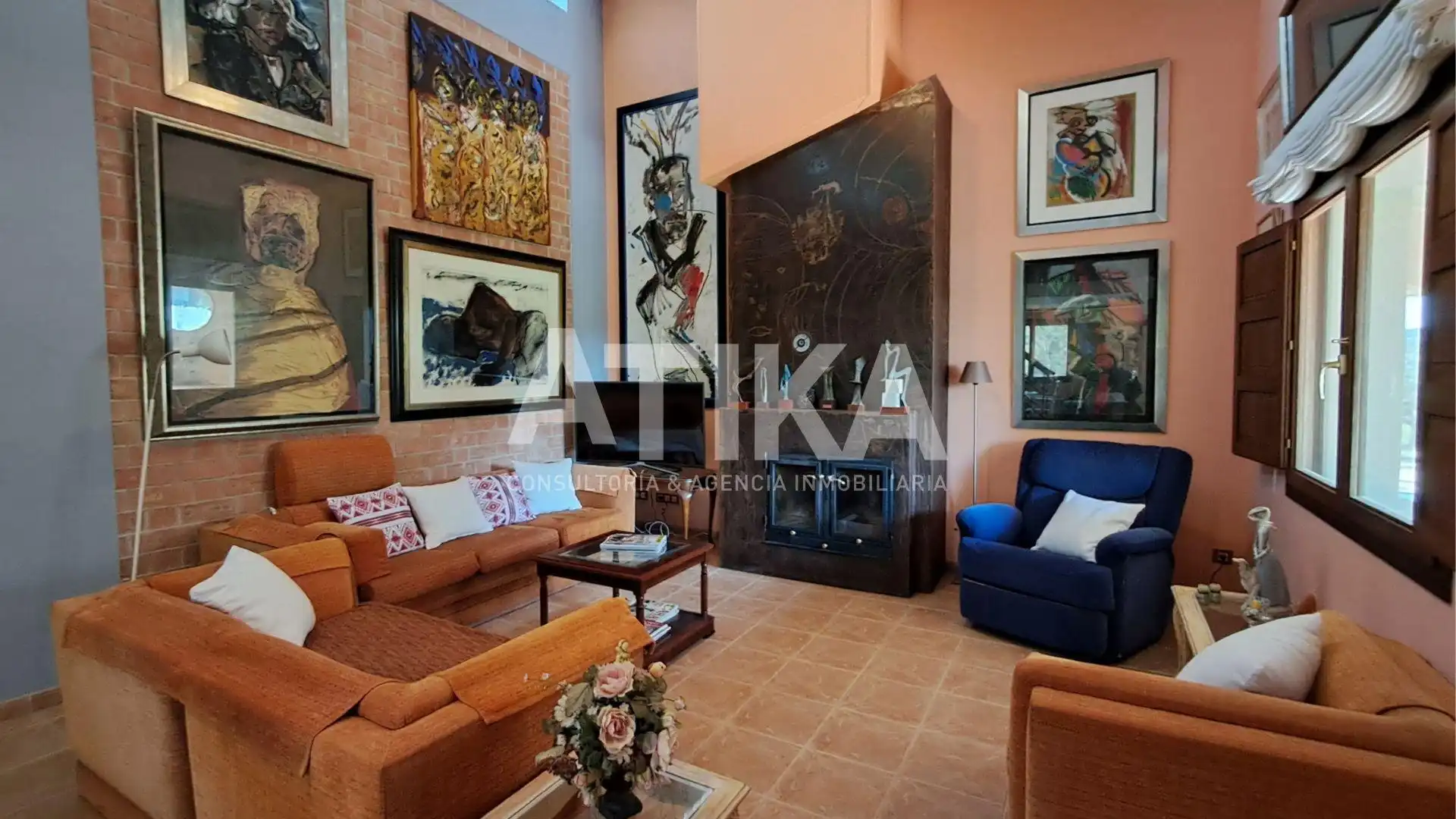 Living room of Houses for rent in Ontinyent  with Heating, Private garden and Furnished