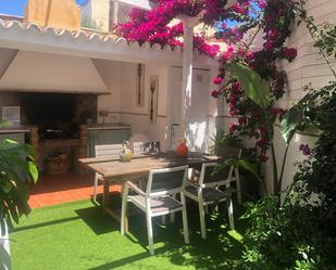Garden of Single-family semi-detached for sale in  Valencia Capital  with Heating, Terrace and Swimming Pool