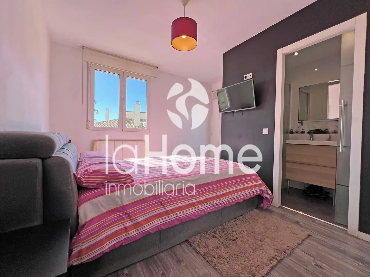 Schlafzimmer von Wohnung zum Verkauf in La Pobla de Vallbona mit Klimaanlage, Heizung und Parkett
