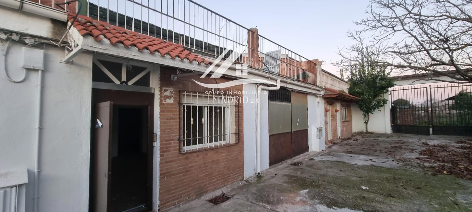 Vista exterior de Casa adosada en venda en Talavera de la Reina