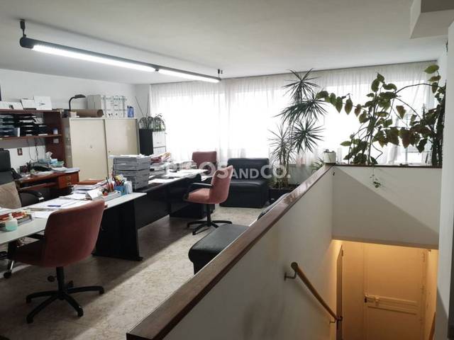 Local comercial en Venta en Calle Cerca en Los Castros - Castrillón