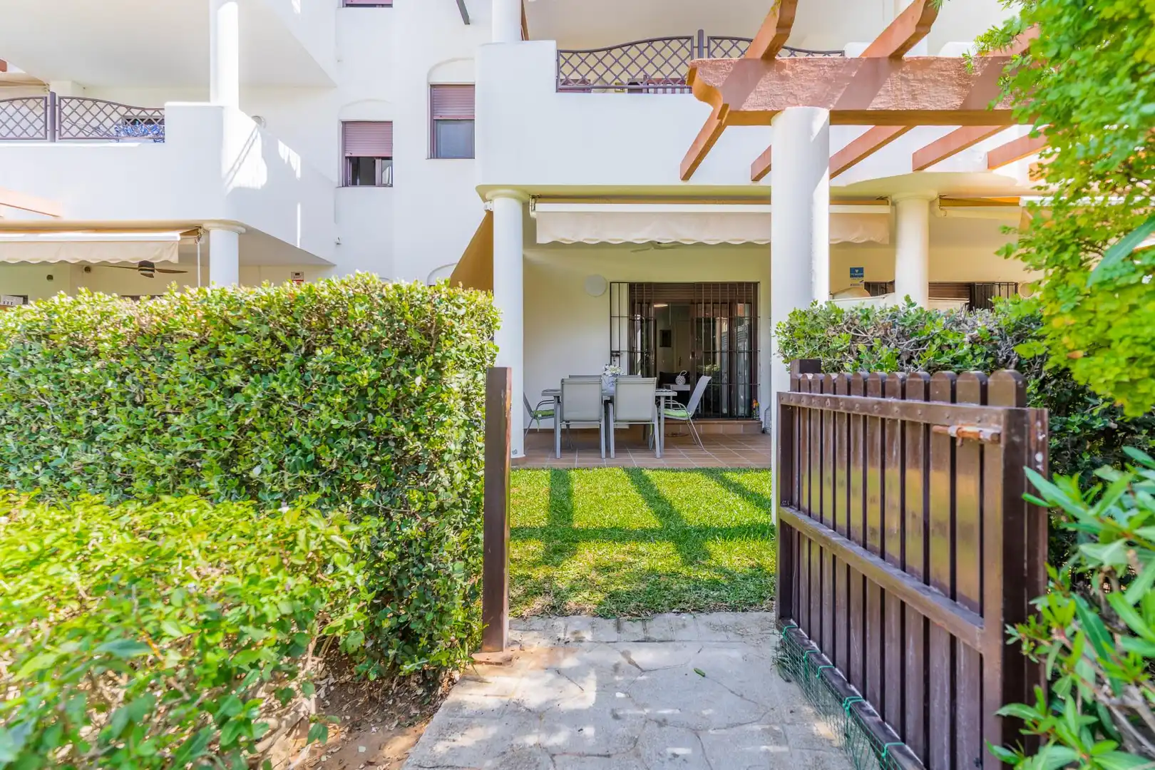 Apartment with pool for sale in La Barrosa, imagen 11