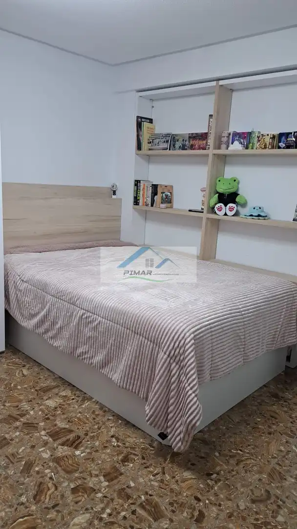 Habitación de Piso en venta en Elche / Elx con Aire acondicionado, Calefacción y Balcón